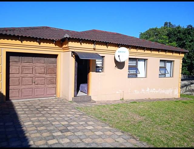 3 BEDROOM TOWNHOUSE FOR SALE IN BIRDSWOOD